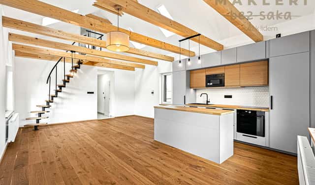 Prodej bytu atypického 81 m², Elišky Přemyslovny, Praha 5 – Zbraslav