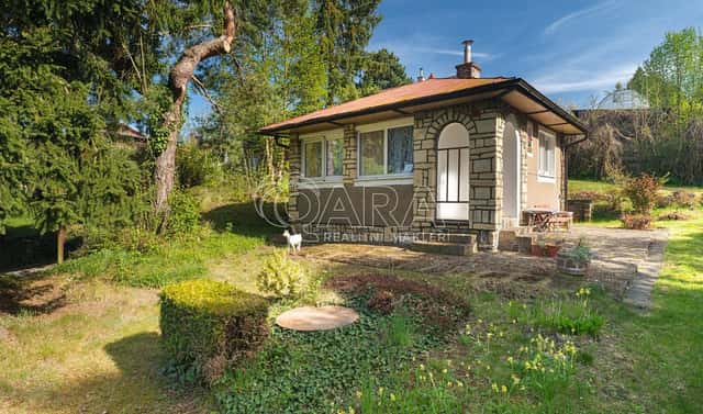 Prodej stavebního pozemku 622 m², Višňovka I, Kamenice – Těptín, okres Praha-východ