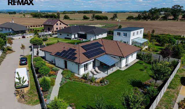 Prodej domu 169 m² s pozemkem 918 m², Polní, Předboj, okres Praha-východ