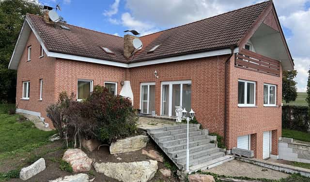 Prodej domu 428 m² s pozemkem 831 m², K úvozu, Praha 5 – Lochkov