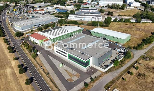 Pronájem skladovacích prostor 4 204 m², Znojmo