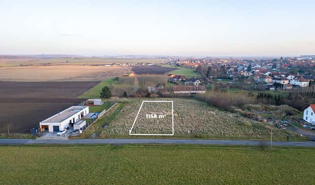 Prodej stavebního pozemku 1 158 m², Drahošská, Dolní Ředice, okres Pardubice
