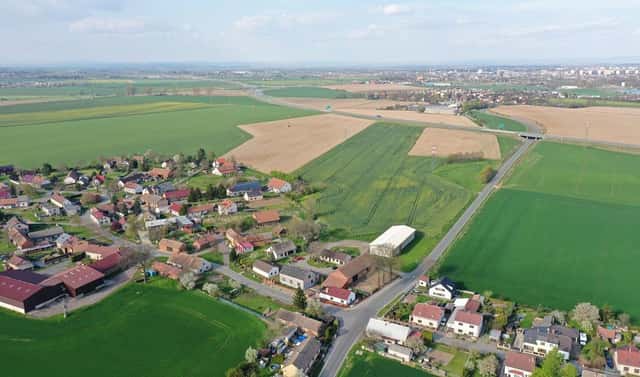 Prodej stavebního pozemku 4 547 m², Praskačka – Vlčkovice, okres Hradec Králové