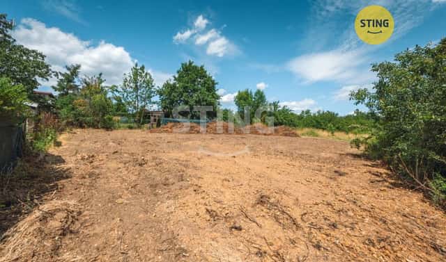 Prodej stavebního pozemku 552 m², Sezemice, okres Pardubice