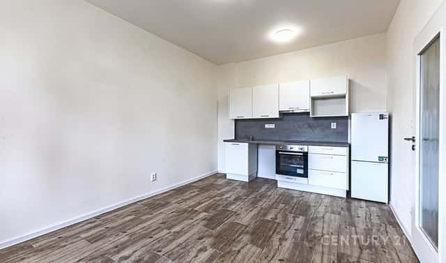 Pronájem bytu 2+kk 34 m², Humna, Kladno – Kročehlavy