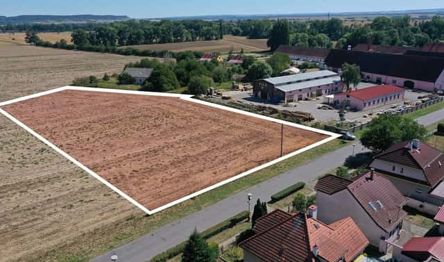Prodej stavebního pozemku 8 572 m², Chroustovice, okres Chrudim