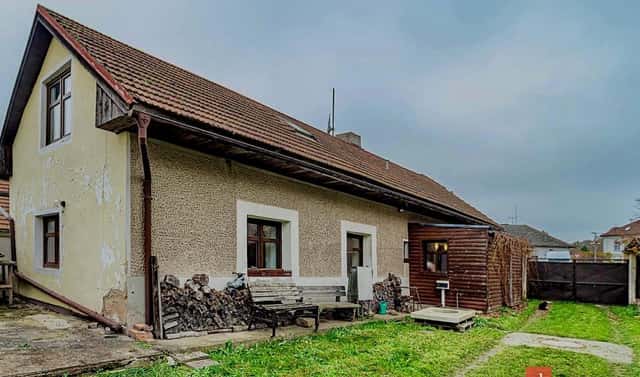 Prodej domu 150 m² s pozemkem 1 383 m², Nučice, okres Praha-východ