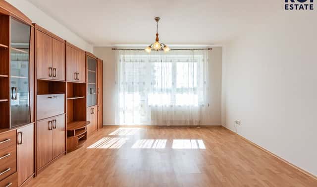 Pronájem bytu 3+kk 73 m², Padovská, Praha 10 – Horní Měcholupy