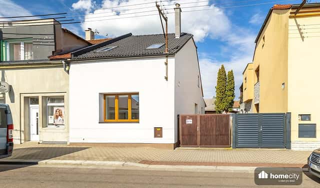 Prodej domu 108 m² s pozemkem 299 m², Šípkova, Lázně Bohdaneč, okres Pardubice