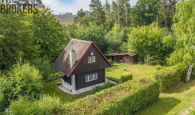 Prodej chaty/chalupy 40 m² s pozemkem 800 m², Chyňava, okres Beroun