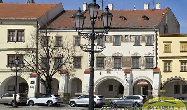 Prodej domu 2 800 m² s pozemkem 1 459 m², Velké náměstí, Kroměříž