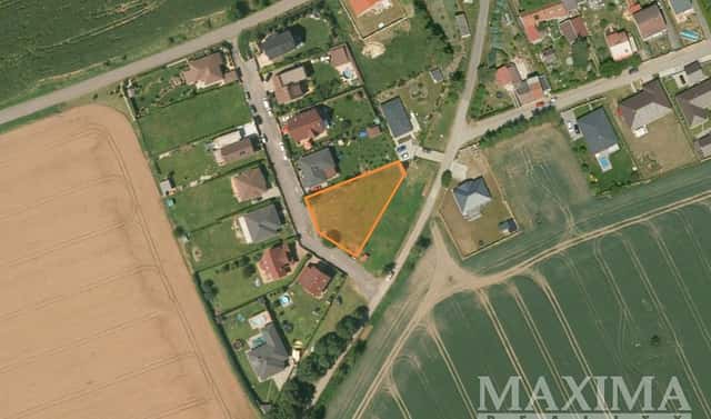 Prodej pozemku 1 135 m², Hostouň, okres Kladno
