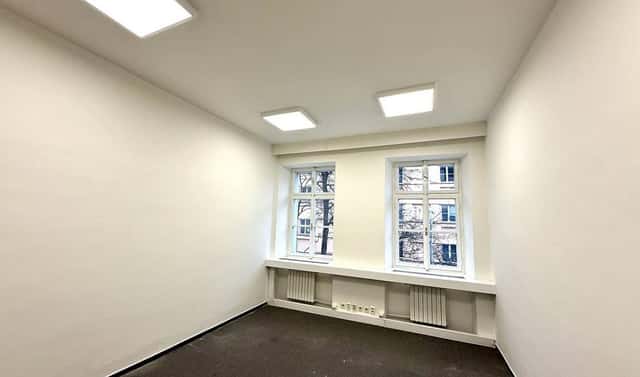 Pronájem kanceláře 17 m², Domažlická, Praha 3 – Žižkov
