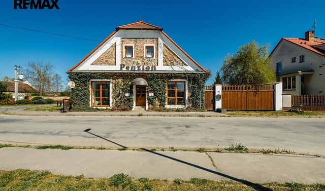 Prodej ubytovacího objektu 398 m², Buzice, okres Strakonice