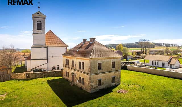 Prodej domu 415 m² s pozemkem 4 660 m², Předslavice, okres Strakonice