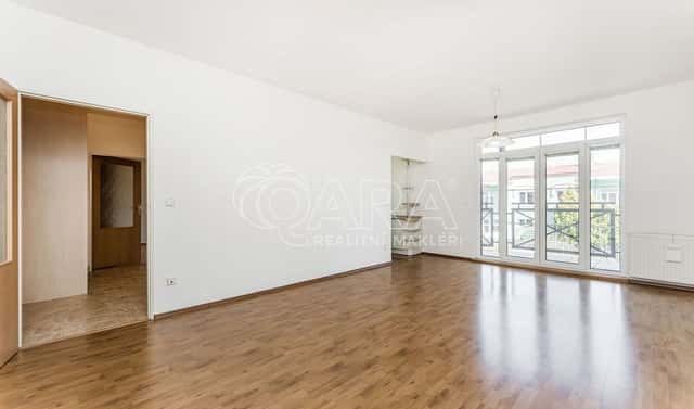 Pronájem bytu 2+1 63 m², Na Suchých, Vestec, okres Praha-západ