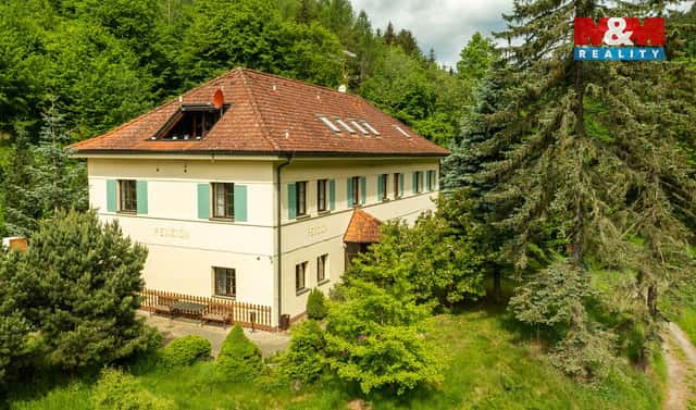Prodej ubytovacího objektu 620 m², Mukařov, okres Mladá Boleslav