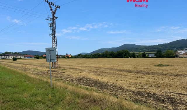 Prodej pole 6 348 m², Chodouň, okres Beroun