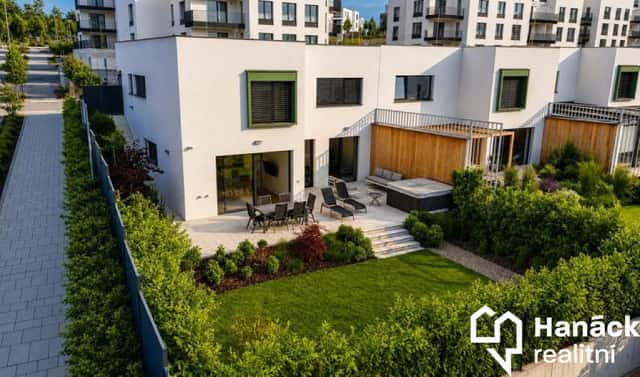 Prodej domu 200 m² s pozemkem 397 m², Olomouc