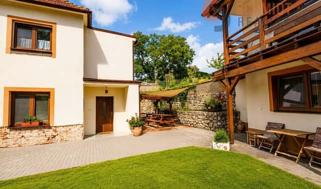 Prodej ubytovacího objektu 323 m², Bavory, okres Břeclav