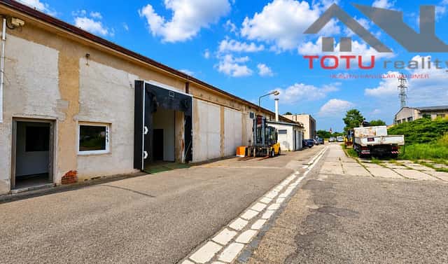Pronájem skladovacích prostor 187 m², Černožice, okres Hradec Králové