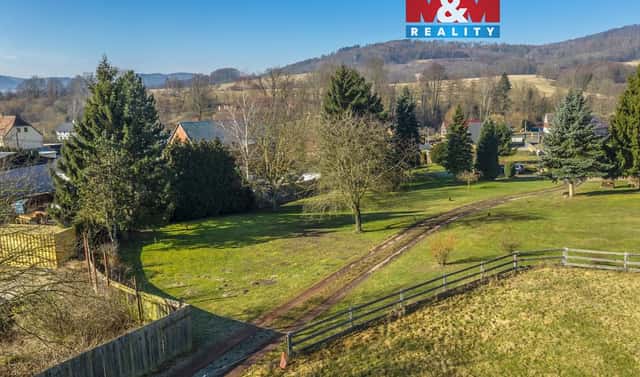 Prodej stavebního pozemku 1 698 m², Horní Habartice, okres Děčín