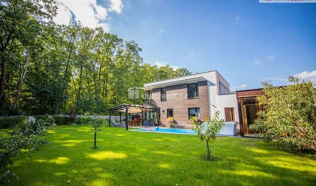 Prodej domu 249 m² s pozemkem 1 050 m², Minerální, Praha 5 – Radotín