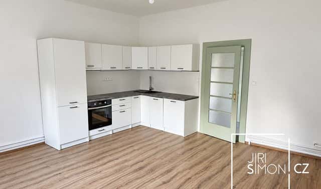 Pronájem bytu 2+kk 40 m², Kamýcká, Praha 6 – Suchdol