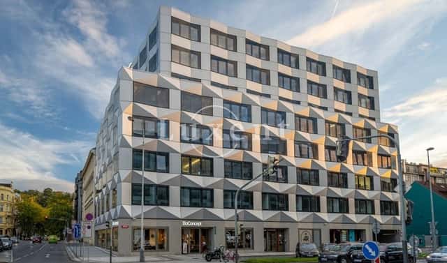 Pronájem kanceláře 460 m², Pobřežní, Praha 8 – Karlín
