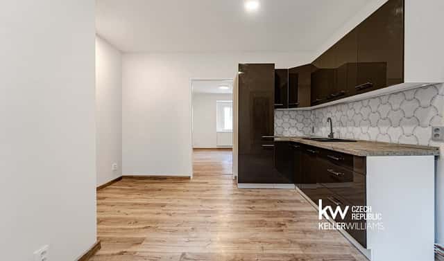 Prodej bytu 2+1 59 m², Svinařovská, Smečno, okres Kladno