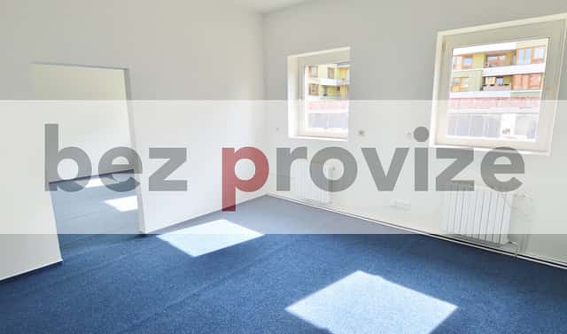 Pronájem kanceláře 32 m², Ocelářská, Praha 9