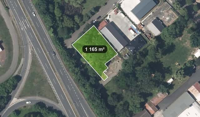 Prodej komerčního pozemku 1 165 m², Teplice