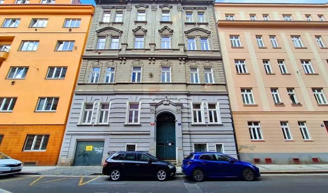 Pronájem bytu 1+1 49 m², Na Celné, Praha 5 – Smíchov
