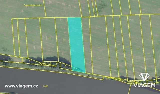 Prodej pole 1 056 m², Nový Vestec, okres Praha-východ