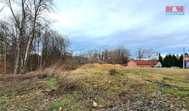 Prodej komerčního pozemku 1 859 m², Petřvald, okres Karviná