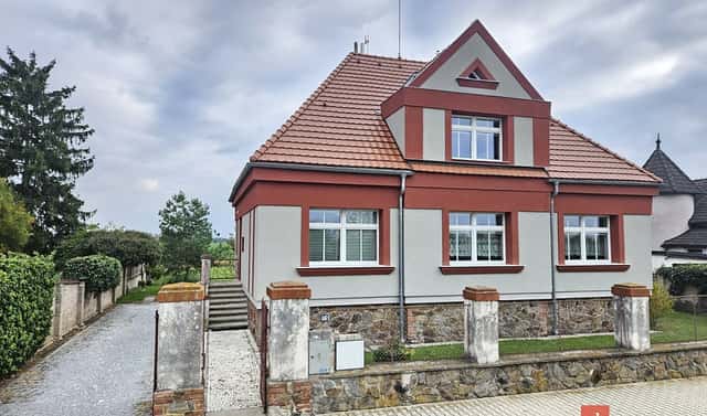 Prodej domu 228 m² s pozemkem 700 m², Prokopova, Sadská, okres Nymburk