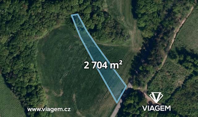 Prodej pole 1 352 m², Velký Ořechov, okres Zlín