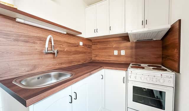 Pronájem bytu 2+1 40 m², Lipí, Praha 9 – Horní Počernice
