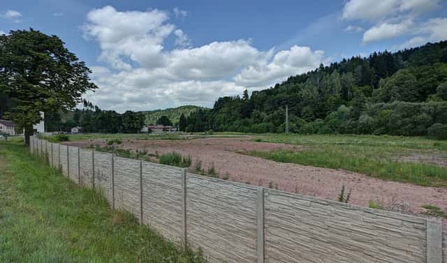Pronájem komerčního pozemku 5 000 m², Trutnov – Libeč