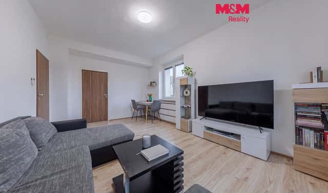 Prodej bytu 2+1 53 m², Heyrovského, Sokolov