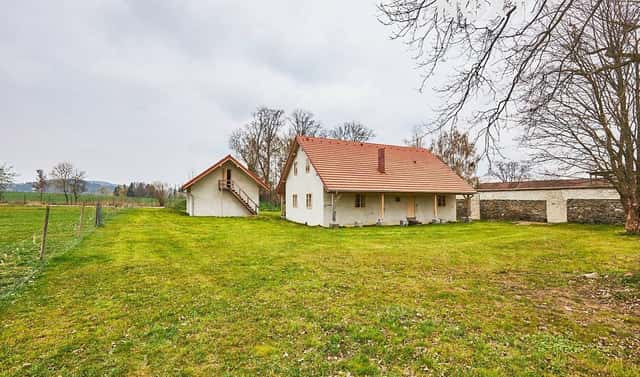 Prodej stavebního pozemku 8 407 m², Předslavice, okres Strakonice