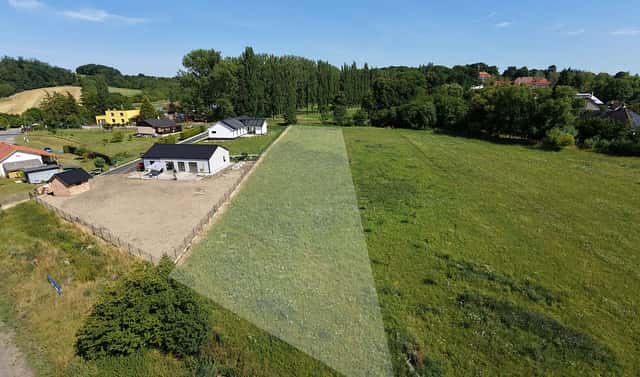 Prodej stavebního pozemku 2 612 m², Domousnice, okres Mladá Boleslav