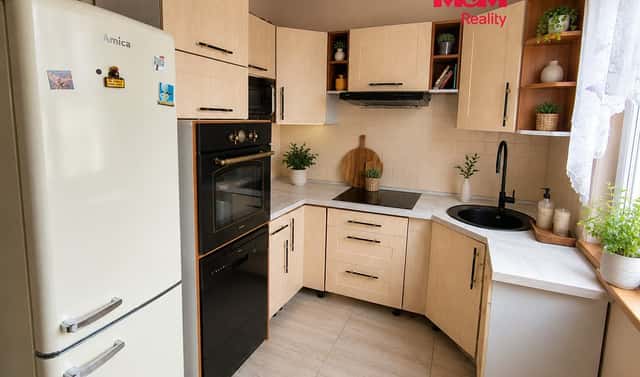 Prodej bytu 3+1 69 m², Příční, Chodov, okres Sokolov