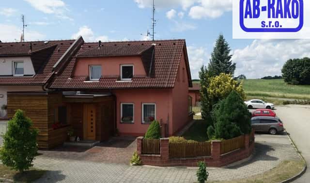 Prodej domu 215 m² s pozemkem 563 m², Na Palici, Jindřichův Hradec – Jindřichův Hradec IV