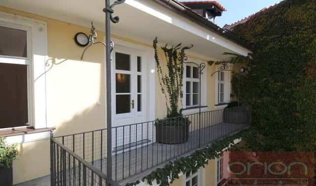 Pronájem bytu 4+1 170 m², Vlašská, Praha 1 – Malá Strana