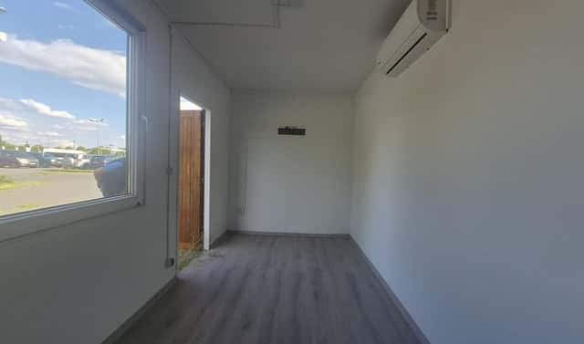 Pronájem komerčního objektu (jiného typu) 500 m², Kostelecká, Praha 9 – Čakovice