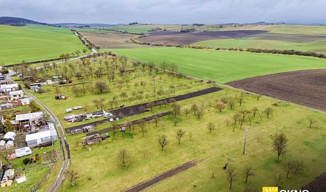 Prodej stavebního pozemku 2 118 m², Roštění, okres Kroměříž