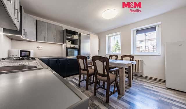 Prodej domu 108 m² s pozemkem 438 m², Průběžná, Bobnice, okres Nymburk