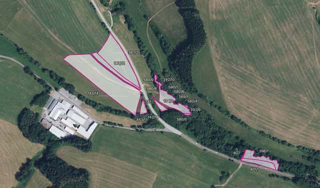 Prodej pole 30 958 m², Nová Paka – Radkyně, okres Jičín