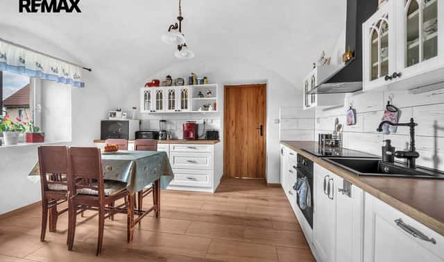 Prodej domu 237 m² s pozemkem 6 869 m², Šonov, okres Náchod